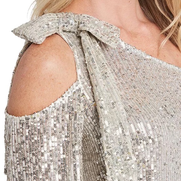 NWOT LONG SLEEVE SEQUIN BOW DETAIL ONE-SHOULDER TOP - Picture 3 of 3